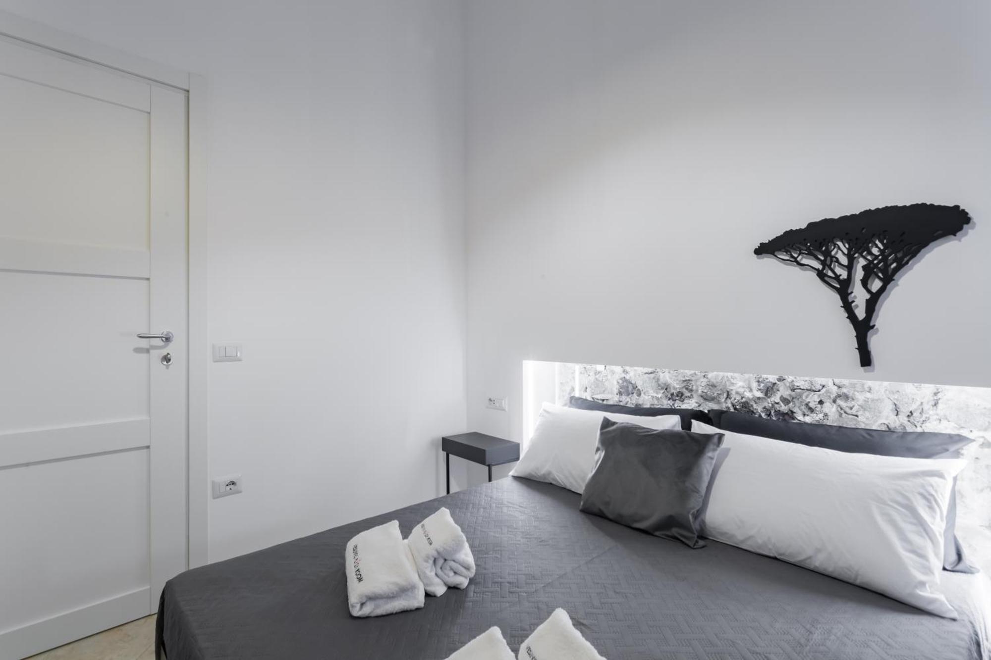 Vesuvio Plaza Room ออตตาวิอาโน ภายนอก รูปภาพ